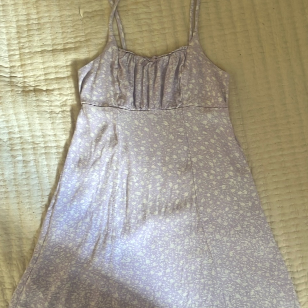 Light lilac color with a beautiful floral pattern. Only worn once. , is like new